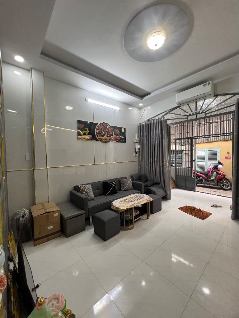 BÁN NHÀ HỒ THÀNH BIÊN, PHƯỜNG 4, QUẬN 8, GIÁP QUẬN 5, 34M² NGANG 4×8,5M, 2 TẦNG GIÁ 4 TỶ TL