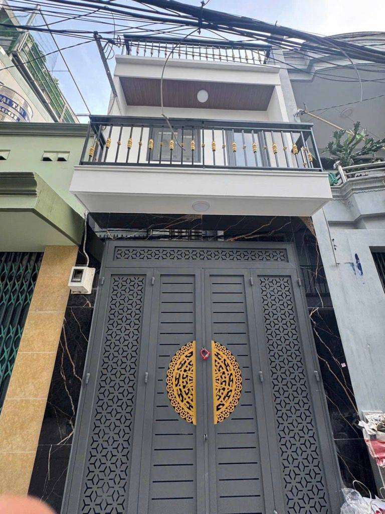 BÁN NHÀ BÌNH HƯNG HÒA, BÌNH TÂN, 3 TẦNG KIÊN CỐ ĐỦ CÔNG NĂNG, XÂY KIỂU LỆCH TẦNG, Ở NGAY