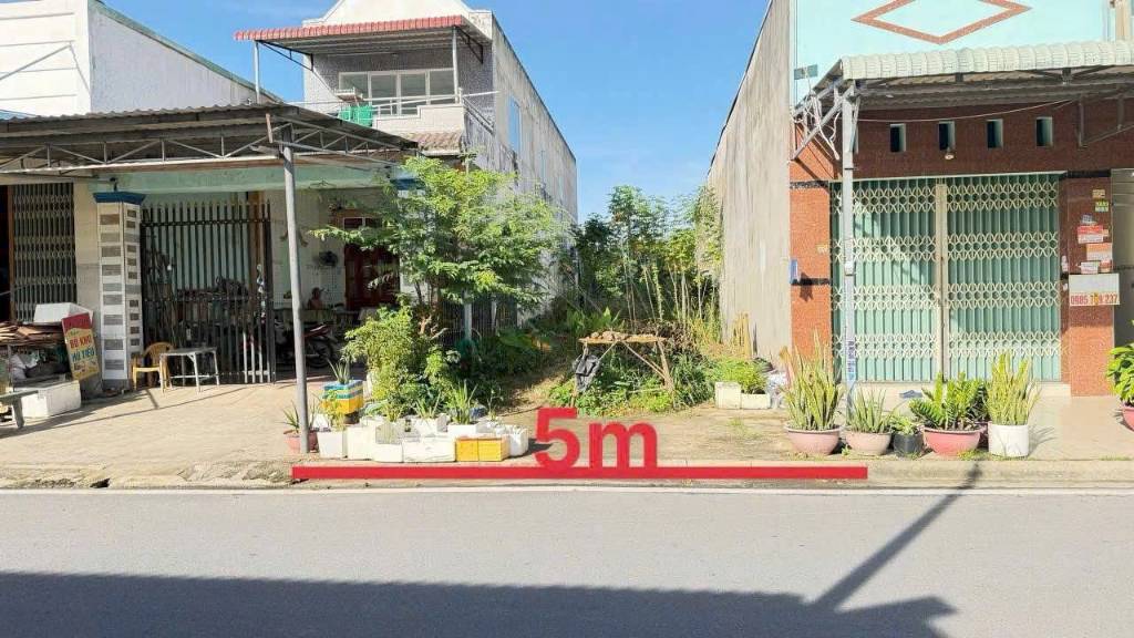 Cần bán nền đất Tân Uyên, Bình Dương, 150m2, ngay khu Vsip 2, dân đông, chỉ 768 triệu sở hữu