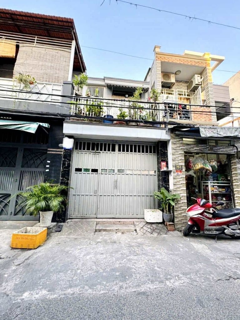 BÁN NHÀ MẶT TIỀN ĐÔ ĐỐC LỘC, TÂN PHÚ, 2 TẦNG 93M², CÁCH AEON TÂN PHÚ 300M, CHỈ 7.9 TỶ