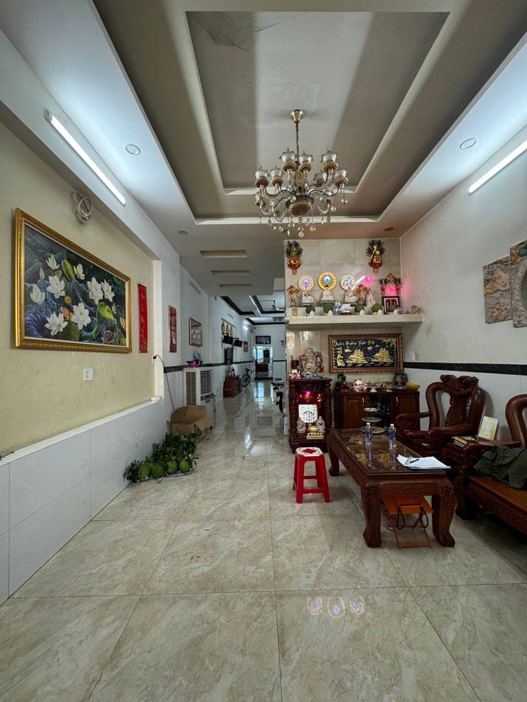 BÁN NHÀ MẶT TIỀN VĂN THÂN, TRUNG TÂM QUẬN 6, NGANG 4,2M x 35M NỞ HẬU 5,4M, NHÀ 3 TẦNG