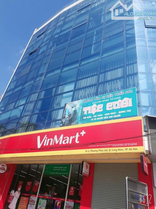 Bán toà nhà VP tại Phúc Lợi, 7 tầng, 2 thang máy, cho thuê 200tr/tháng, giá nhỉnh 50 tỷ