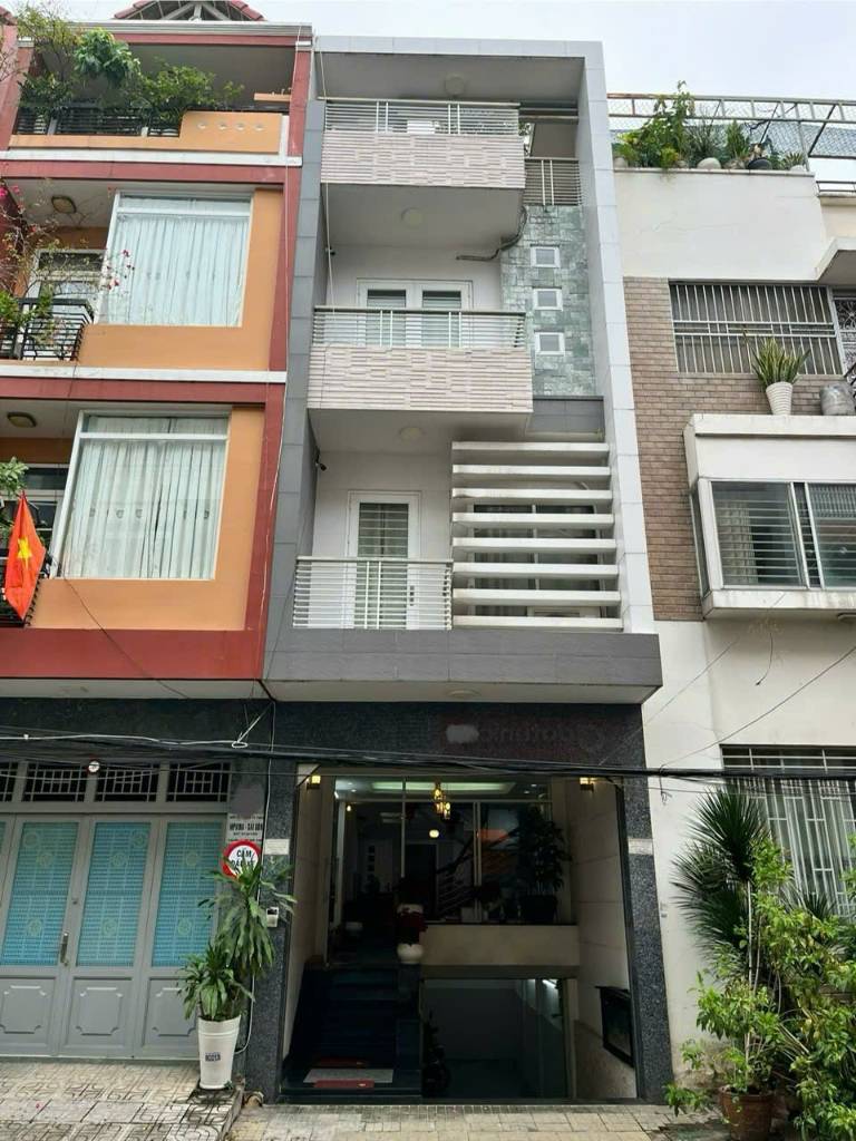 BÁN NHÀ ĐƯỜNG HOA HỒNG, PHÚ NHUẬN, CHÍNH CHỦ, NGANG 4x16M, HẦM 4 TẦNG