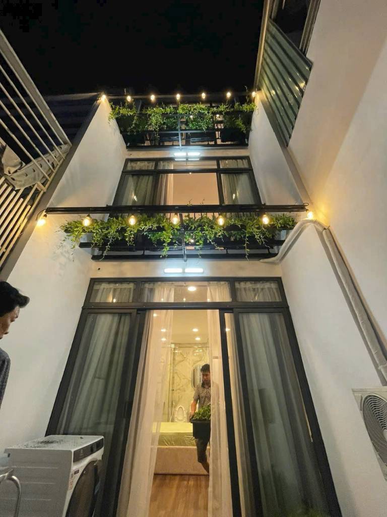 BÁN NHÀ NGUYỄN TRỌNG TUYỂN, PHƯỜNG 2, TÂN BÌNH, TRỆT 3 LẦU - 3.5X11.5M