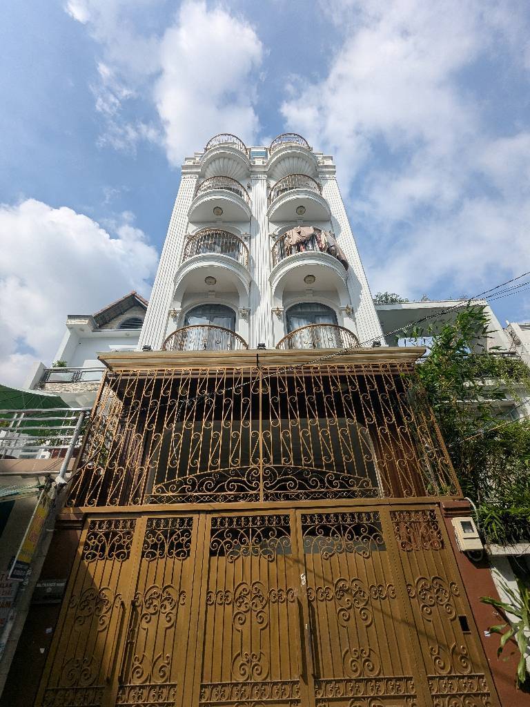 Bán tòa CHDV Lê Văn Thọ, Gò Vấp, full nội thất cao cấp, khu vực dân trí, tiện mua ở và kinh doanh