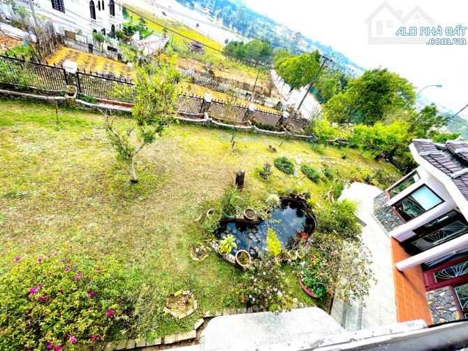 Bán biệt thự mặt tiền Sương Nguyệt Ánh phường 9 Đà Lạt View trực diện Hồ Xuân Hương