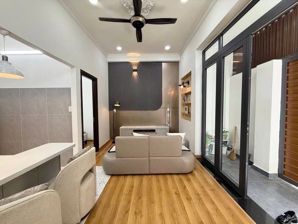 Bán nhà hẻm thông Quang Trung Phường 11 Gò Vấp, 2 tầng 3PN, 36m², giá 4 tỷ