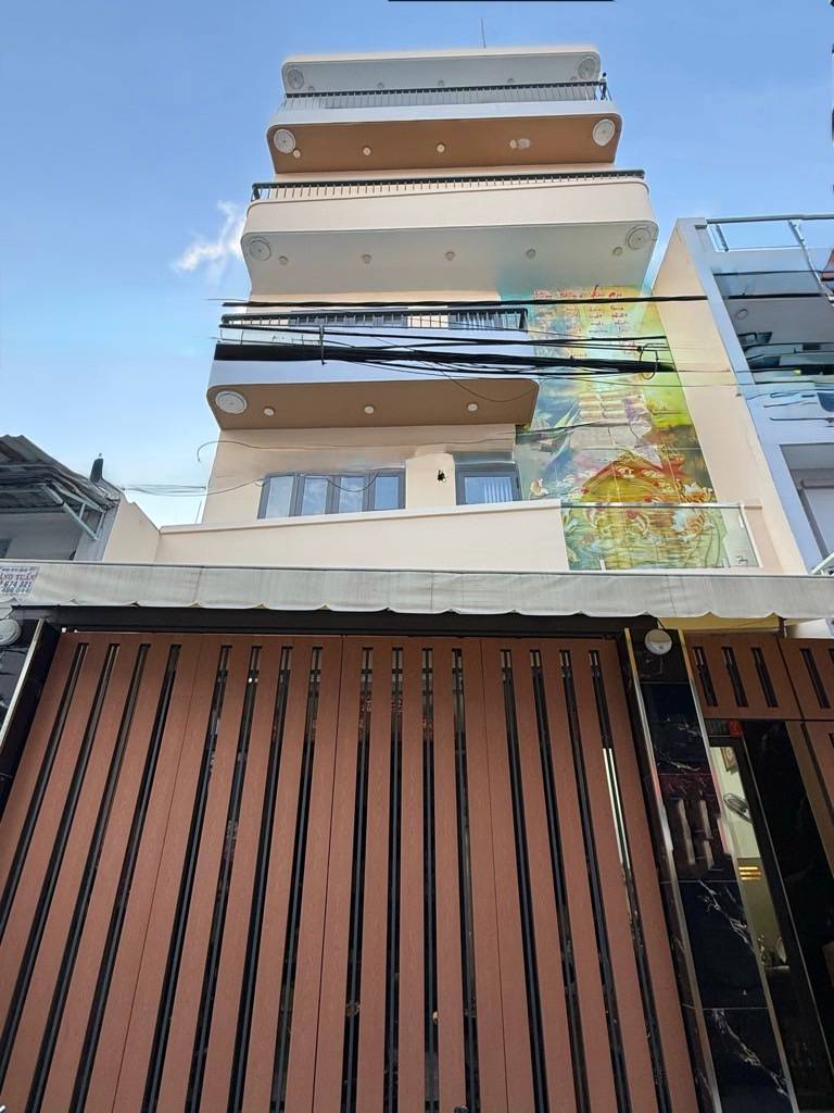 BÁN NHÀ 5 TẦNG LÊ VĂN QUỚI, BÌNH TÂN, HẺM XE TẢI VI VU, THANG MÁY XỊN XÒ, TẶNG NỘI THẤT