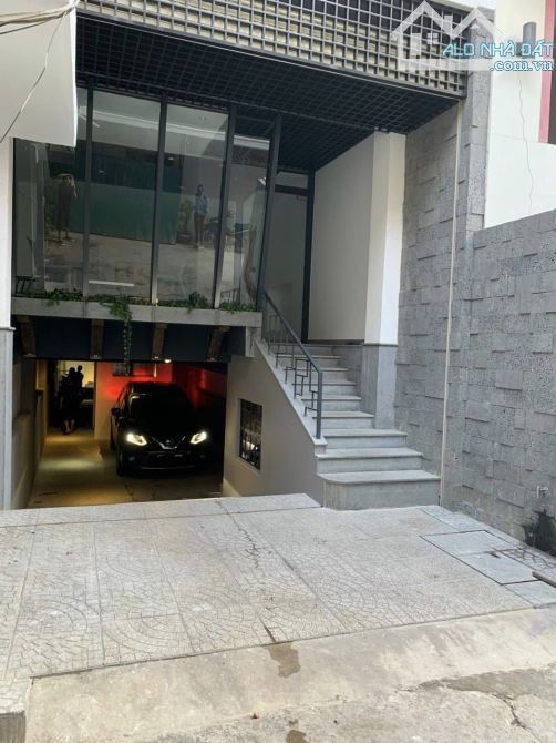 TÒA NHÀ BÙI THỊ XUÂN 124M2(4.5X28), 6TẦNG, DÒNG TIỀN 150 TRTH. GẤP BÁN GIÁ TỐT