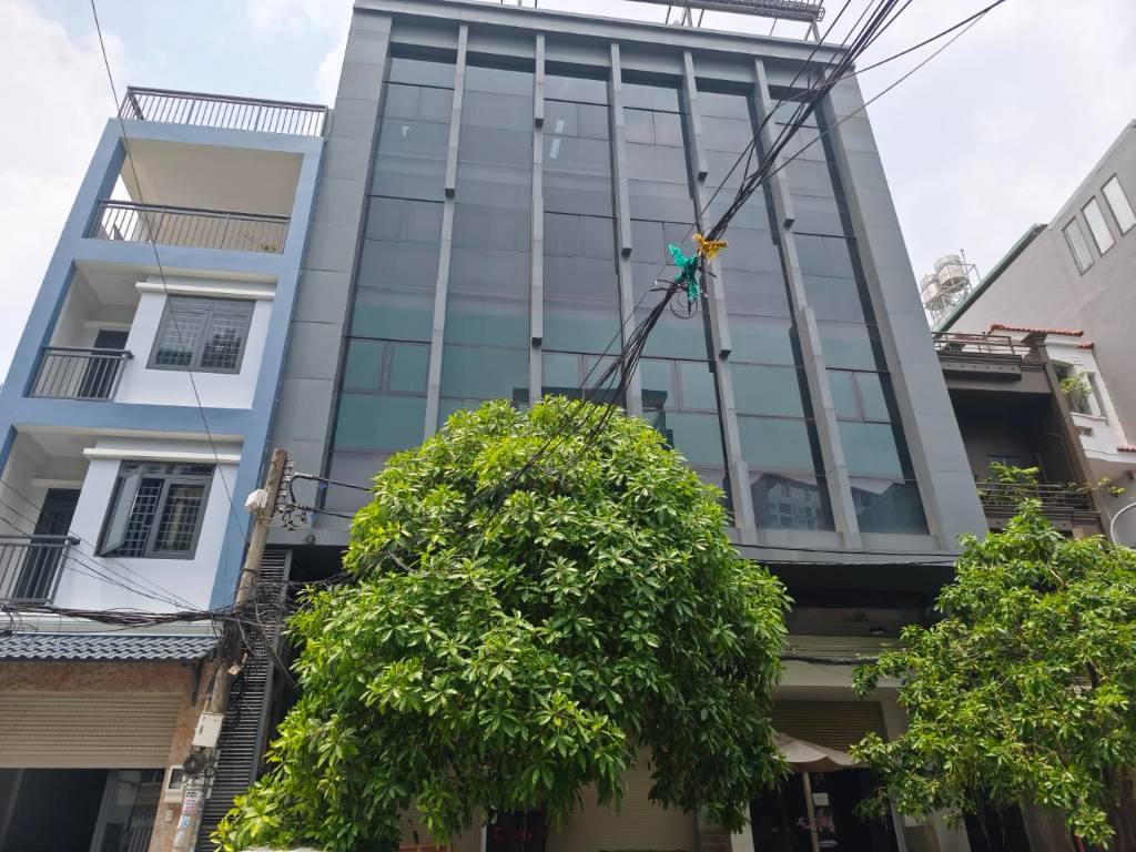 Bán nhà Nguyễn Gia Trí Bình Thạnh, thiết kế cho thuê văn phòng, thu nhập 320 triệu/năm