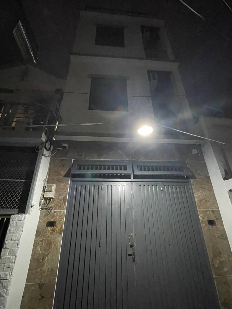 Bán CHDV Hoà Bình Quận 11, 5 phòng full nội thất, thu nhập đến 40tr/tháng, giá tốt