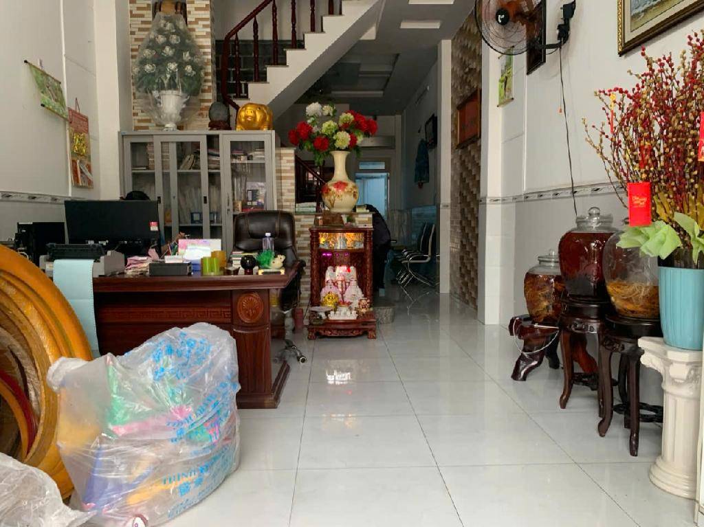 Bán nhà Trương Phước Phan, Bình Trị Đông, Bình Tân, 2 tầng sân thượng hoàn công, giá 8.2 tỷ