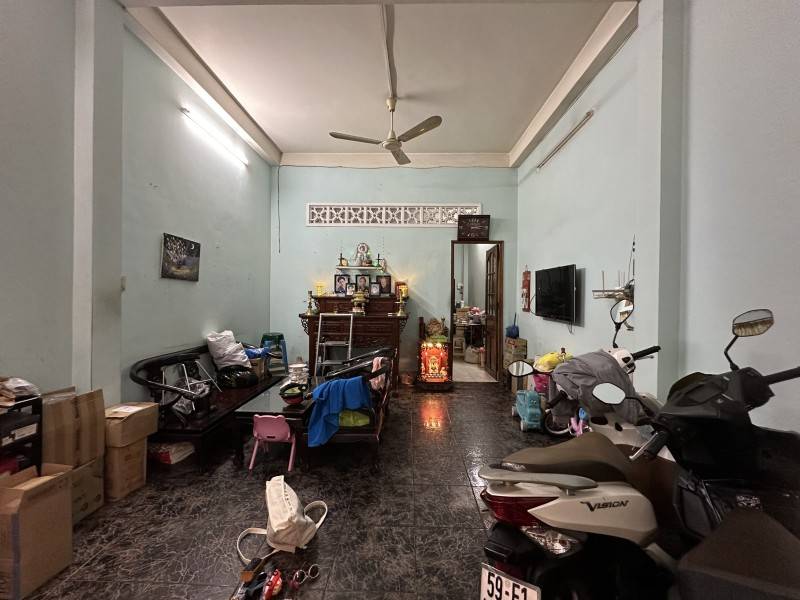 Giảm giá bán nhà Cô Giang, Phường 1, Phú Nhuận, 9x18.1m, 3 tầng, chỉ 18.3 tỷ