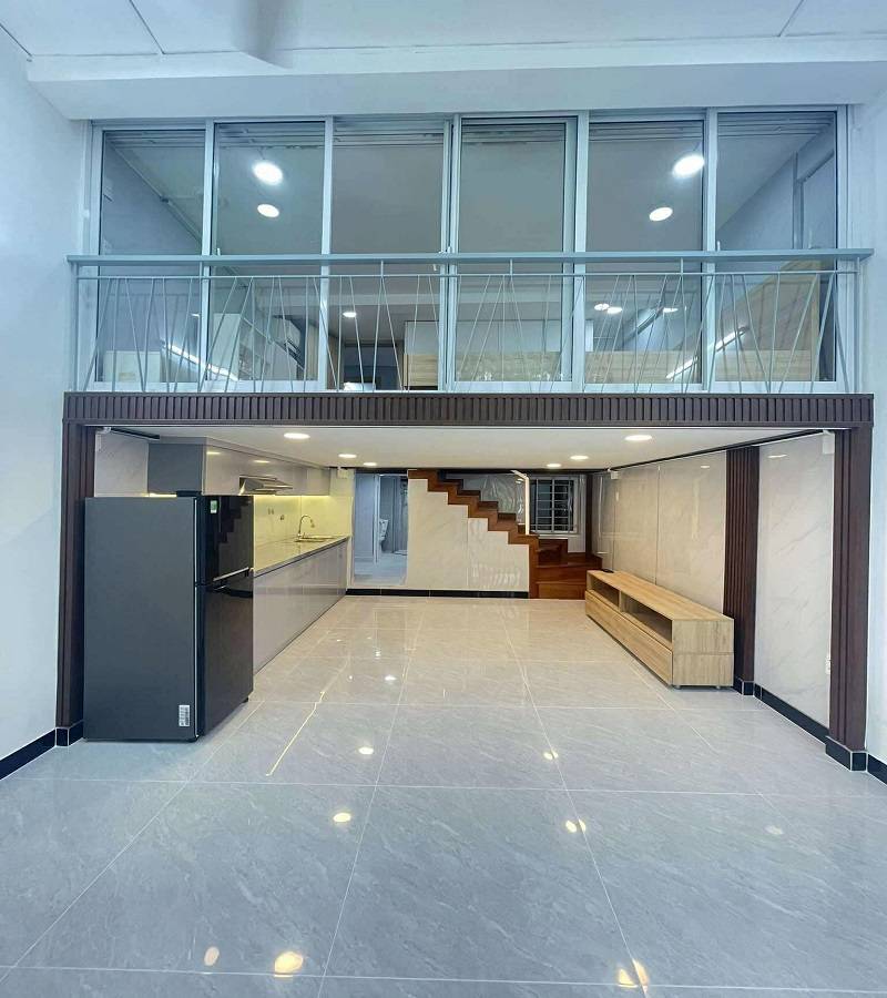 Bán căn hộ mặt tiền Nguyễn Trãi, Phường 11, Quận 5, lầu 1 80m2, tặng nội thất, chỉ 3,25 tỷ