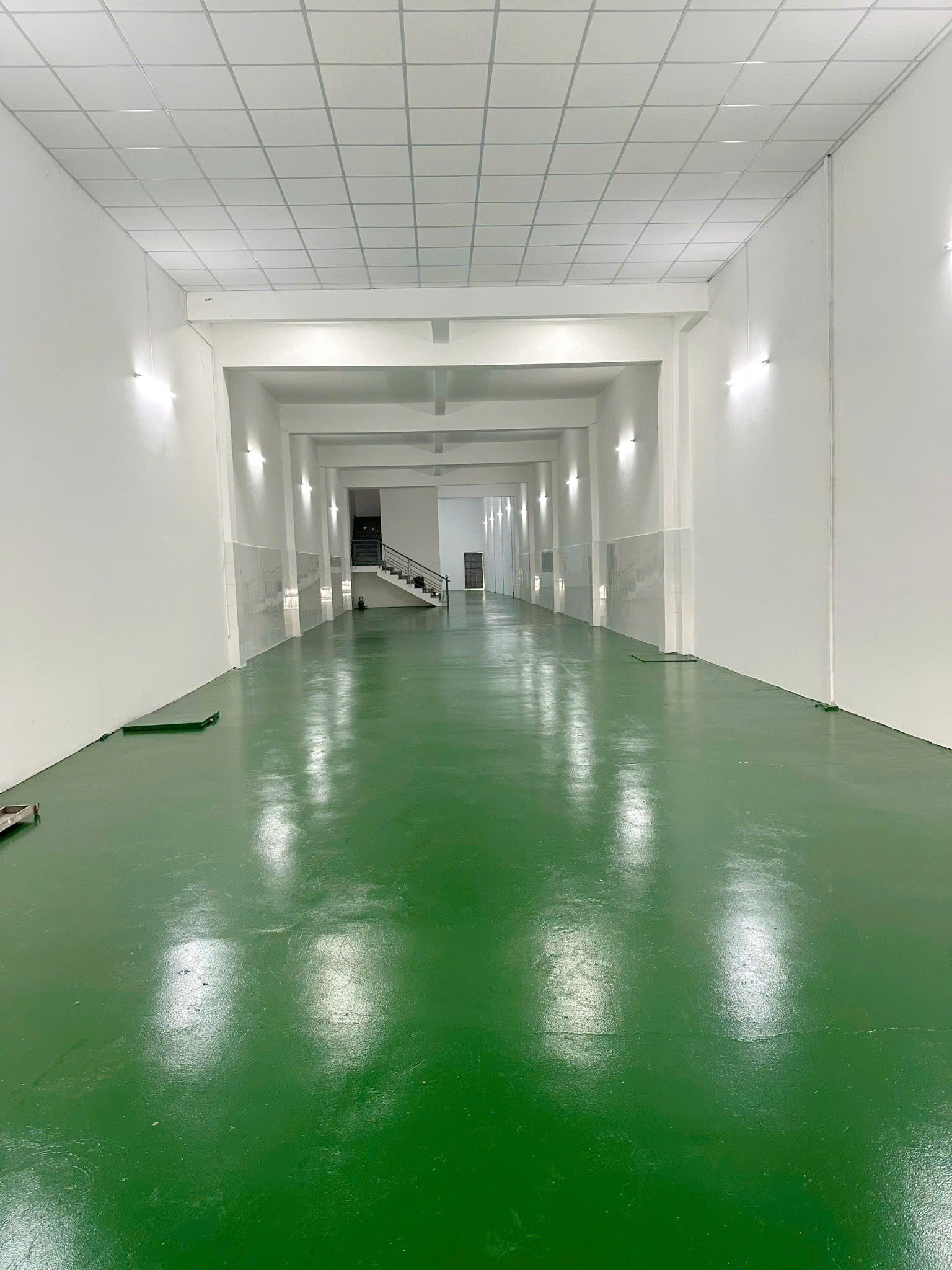 CẦN BÁN KHO XƯỞNG MẶT TIỀN LÊ ĐÌNH CHI, BÌNH CHÁNH, CÓ 1 LẦU, ĐƯỜNG THÔNG THOÁNG