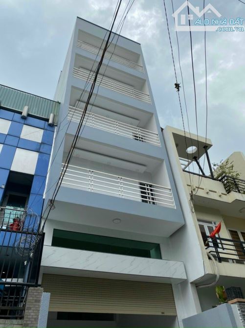 Chủ cần bán tòa nhà văn phòng Hầm+6 Tầng 5x20m cn 100m2 giá 26ty giảm 23ty TL