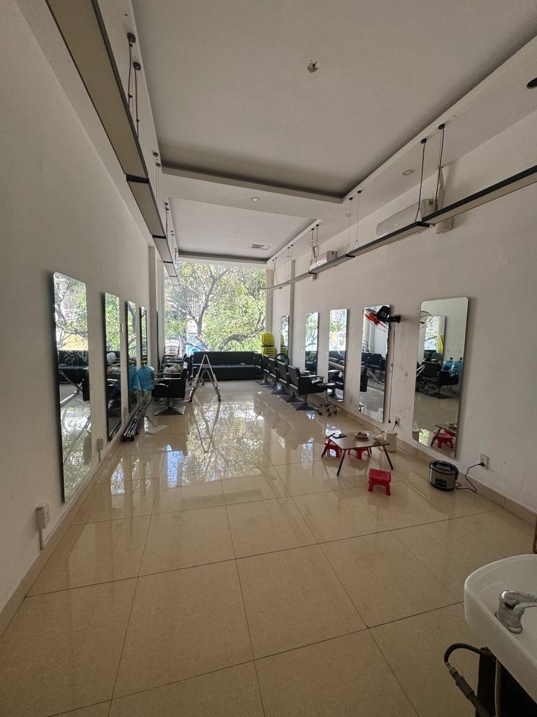 HIẾM, BÁN NHÀ MẶT TIỀN NGUYỄN TRÃI, QUẬN 5, KINH DOANH ĐỈNH, TIỀM NĂNG KHAI THÁC LỚN