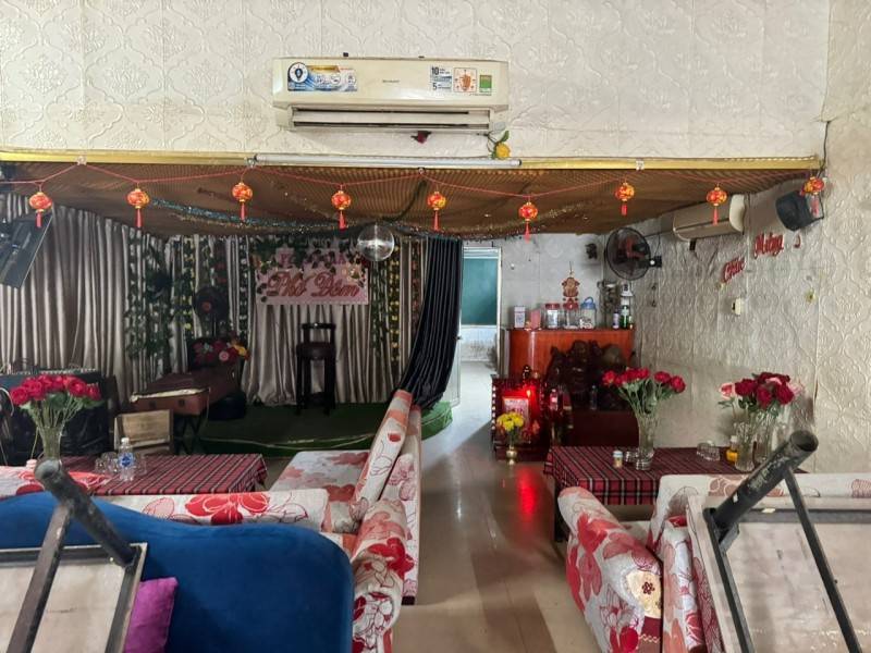 Giảm mạnh bán nhà mặt tiền Nguyễn Xí, Bình Thạnh, 5.1x18.1m, cấp 4, về 13.6 tỷ