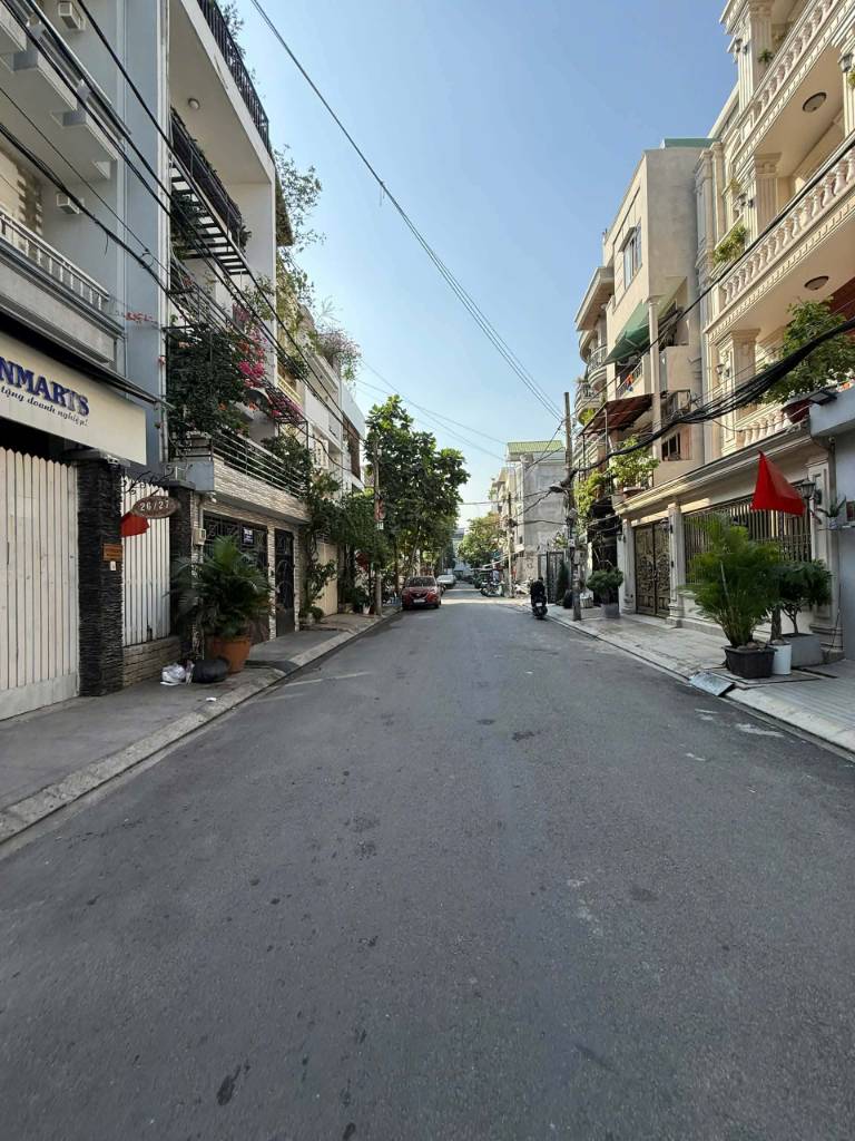 Bán nhà Tân Bình 4 tầng, 80m² (5x16), hẻm xe tải tránh có vỉa hè, giá 22.9 tỷ