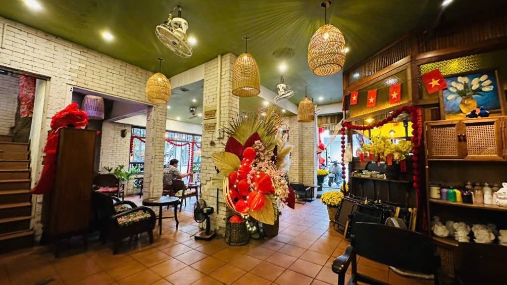 BÁN NHÀ MẶT TIỀN NGUYỄN TRỌNG TUYỂN, PHÚ NHUẬN, 151M2 GÓC TRIỆU ĐÔ NGANG 9×17M, KINH DOANH ĐỈNH