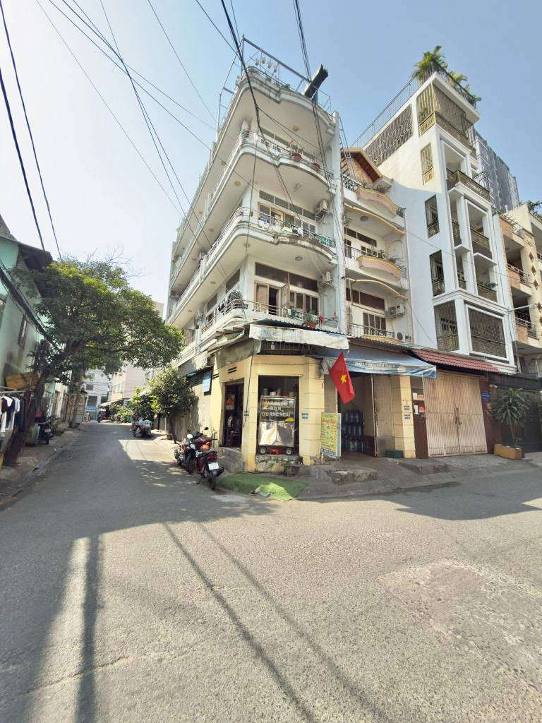 BÁN NHÀ ĐƯỜNG 3/2, QUẬN 10, 2 MẶT TIỀN HẺM XE TẢI, DT 105M2, NHÀ 5 TẦNG KIÊN CỐ