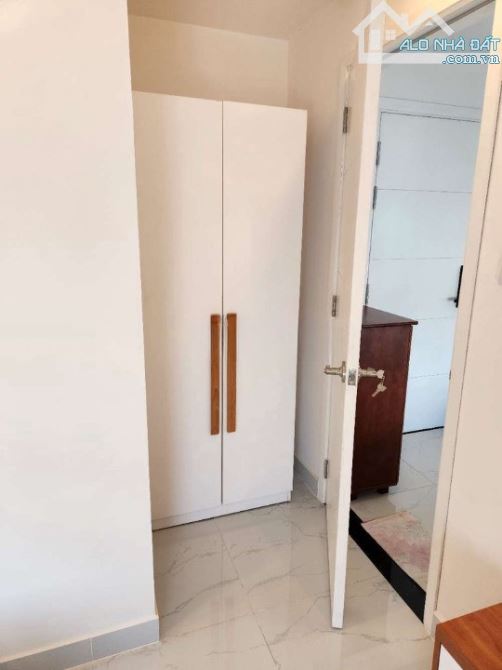 Bán Căn hộ Terra Royal, 2PN ,58m2 , Nội Thất ,Tầng Trung ,Có Sổ , Giá 6.5 Tỷ
