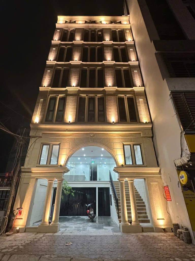 BÁN TÒA CĂN HỘ PHỐ HOÀNG HOA THÁM, BA ĐÌNH, 300M2, NHÀ 8 TẦNG, THANG MÁY