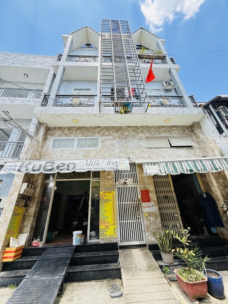 BÁN CHDV NGUYỄN SƠN, TÂN PHÚ, 21 PHÒNG 127M², 5 TẦNG, DOANH THU HƠN 600TR/NĂM, CHỈ 23.5 TỶ