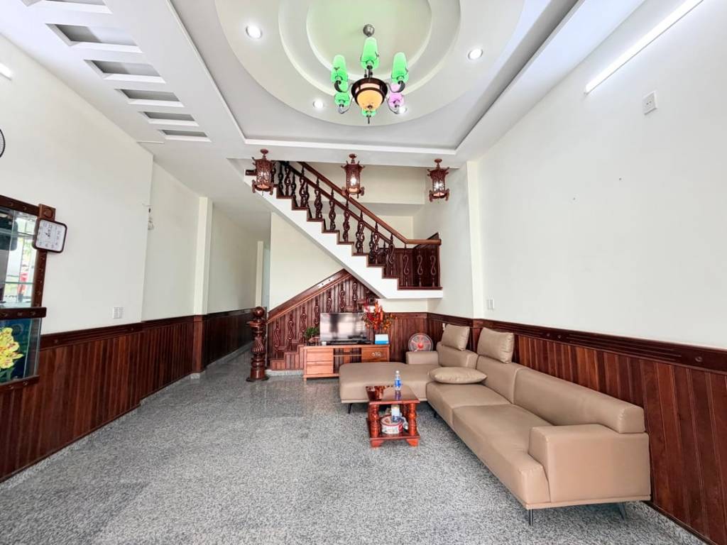 BÁN NHÀ MẶT TIỀN NGUYỄN LAI, CẨM LỆ, NHÀ 3 TẦNG 3 MÊ, RẤT HIẾM NHÀ BÁN KHU NÀY