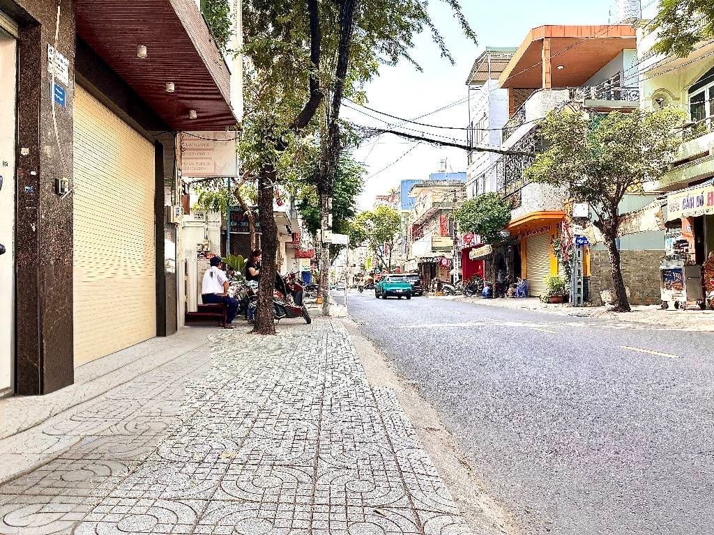 BÁN NHÀ MẶT TIỀN NGUYỄN HỒNG ĐÀO, TÂN BÌNH, NHÀ XÂY CHUẨN KỸ SƯ, DÒNG TIỀN SẴN, GIÁ TỐT KHU BẢY HIỀN