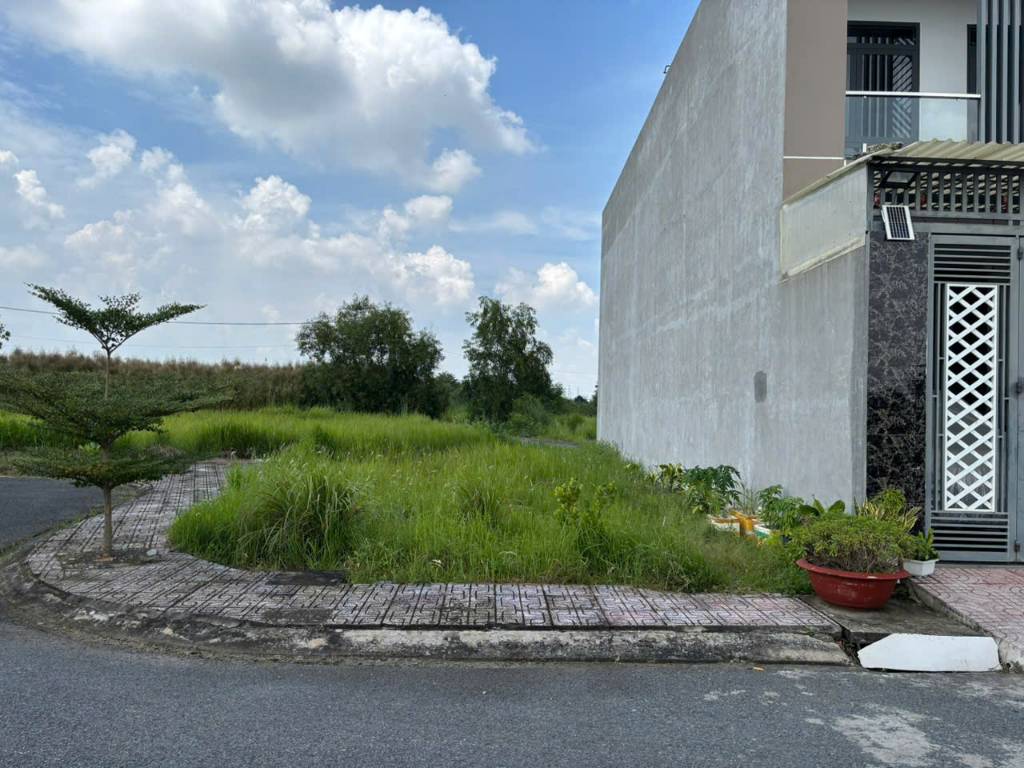 Bán nền đất kdc Nam Phong Ecotown 2, chủ cần bán gấp giá rẻ, nền góc, chỉ 1,25 tỷ