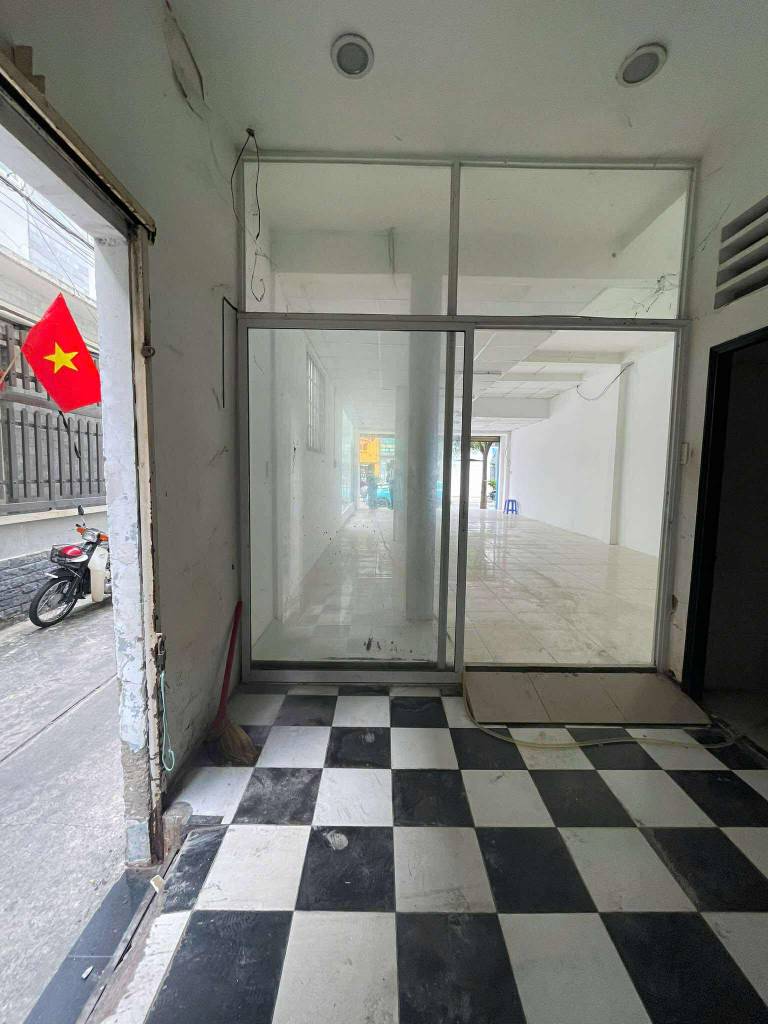 BÁN NHÀ MẶT TIỀN HỒNG HÀ, TÂN BÌNH, DT 110m2, CĂN GÓC KHU SÂN BAY, XÂY HẦM 7 TẦNG, 27 TỶ