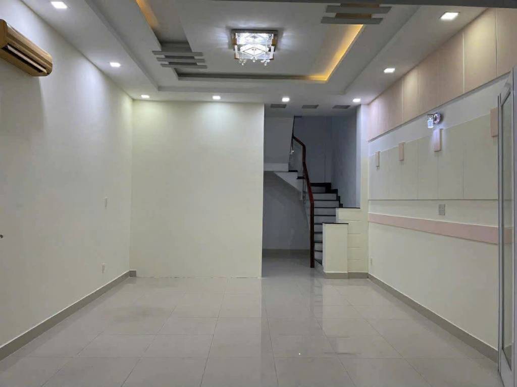BÁN NHÀ LÊ VĂN SỸ, QUẬN 3, LÔ GÓC THOÁNG SÁNG, DT 50m2, 4 PN MASTER