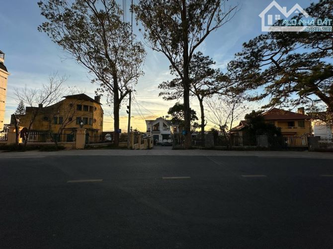 HÀNG HIẾM VILLA CAO CAP ĐƯỜNG CÔ GIANG PHƯỜNG 9 ĐÀ LẠT