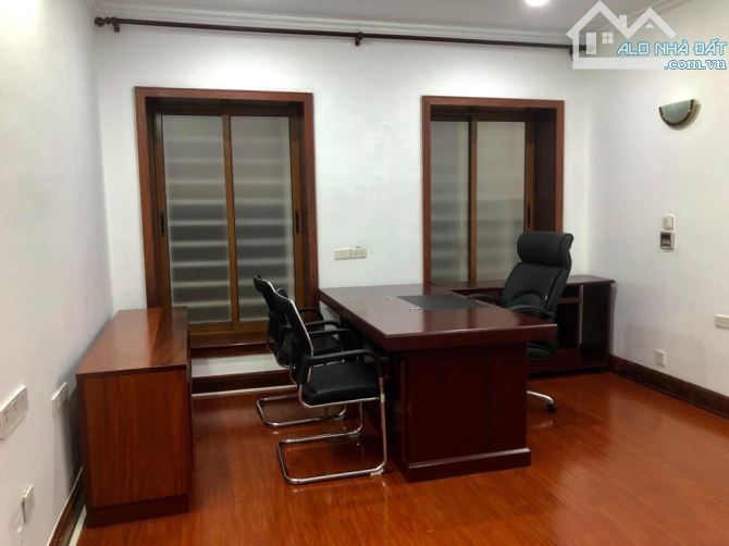 BÁN NHÀ BIỆT THỰ PHỐ CỔ LÔ GÓC Ô TÔ VÀO NHÀ- HOÀN KIẾM - TÒA NHÀ KHÁCH SẠN - KINH DOANH -C