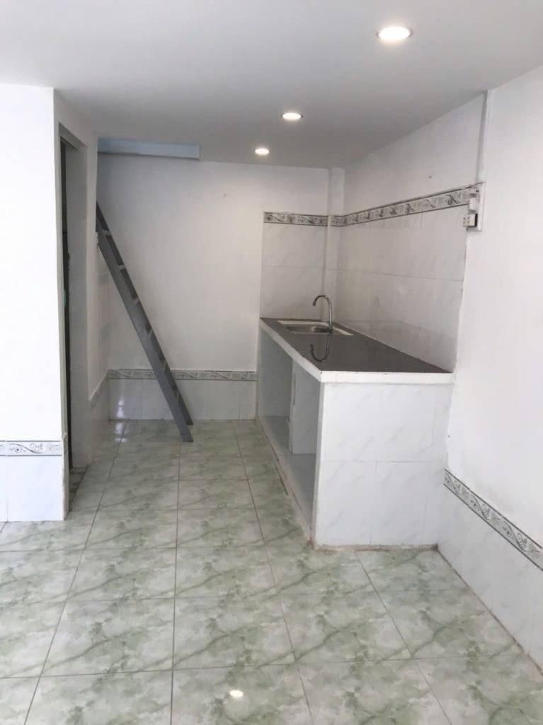 Bán nhà hẻm rộng gần Cầu Ông Dầu, nhỏ xinh 1 trệt 1 lầu, giá 1,3 tỷ