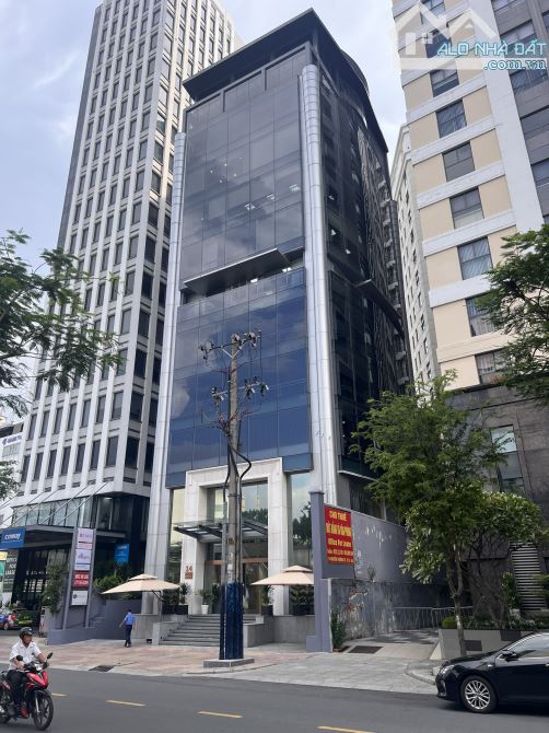 Bán BUILDING hầm 10 tầng mặt tiền đường 60M Trường Sơn - HDT 350tr/th - 10x32m (300m2)