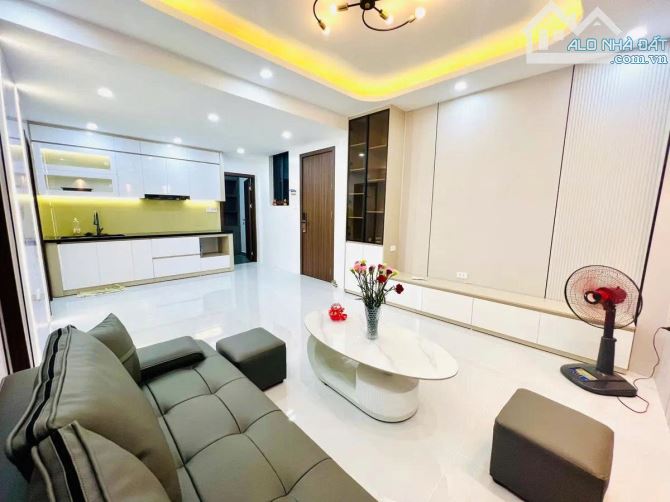 TẬP THỂ GIẢI PHÓNG - Ô TÔ THOÁNG ĐẸP - SỔ ĐỎ 47M, SD 90M - TẦNG 3 - 4,98 TỶ