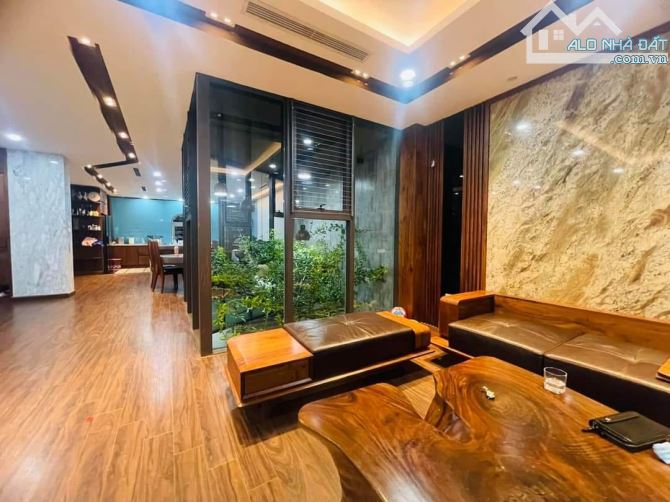 CẦN BÁN NHÀ BT LOUIS CITY ĐẠI MỖ- NAM TỪ LIÊM DT 220M2, TK 5 TẦNG,MT 10M2 GIÁ 53 TỶ
