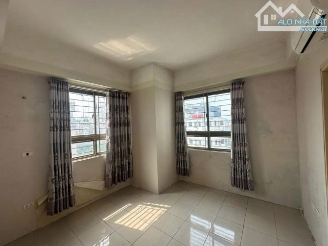 CHUNG CƯ XA LA- NGUYÊN BẢN – 69M – TẦNG 7 -LÔ GÓC – GIÁ 3,5 TỶ