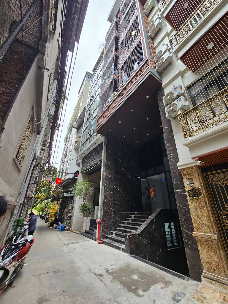 BÁN TÒA NHÀ CHDV PHỐ CHÙA LÁNG, ĐỐNG ĐA, 110M2 10 TẦNG, THANG MÁY, 31 PHÒNG