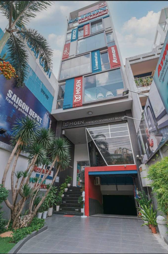 Bán tòa nhà mặt tiền 186A Cách Mạng Tháng 8, DT 6,3x25m, hầm 8 tầng, HĐT 240tr/th, giá bán 180 tỷ