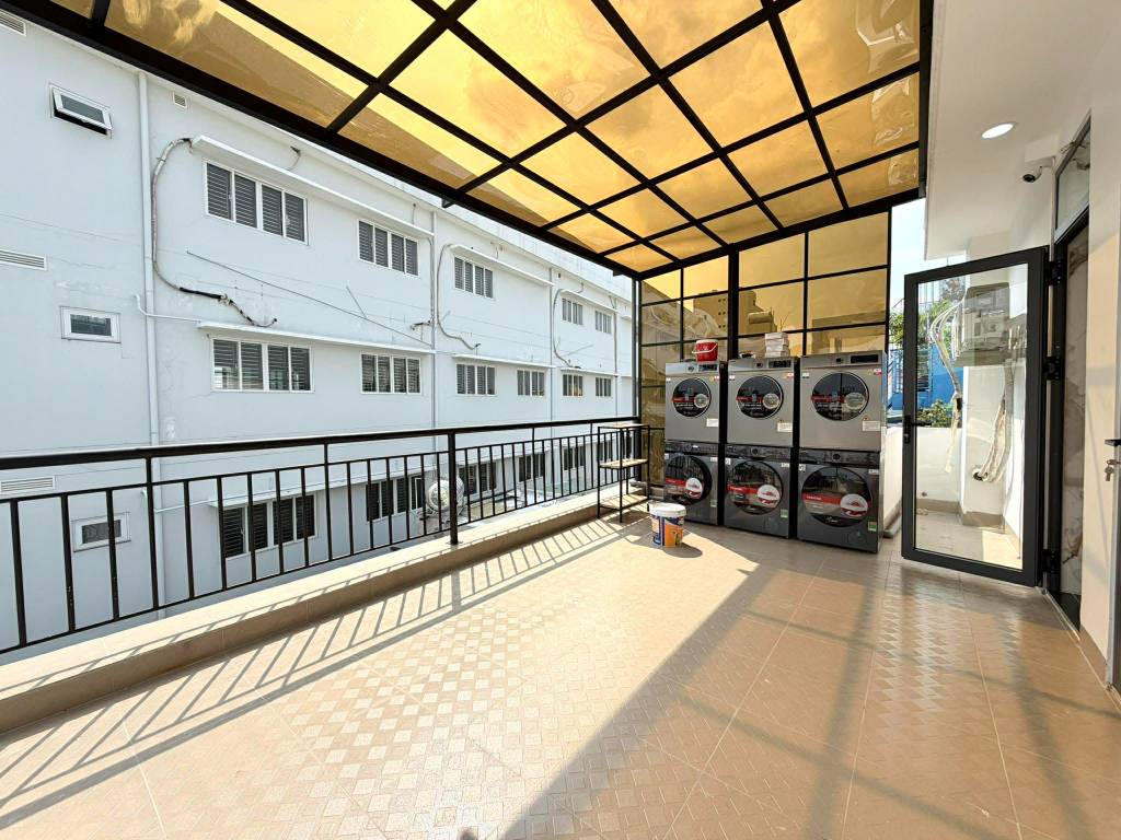 BÁN TOÀ NHÀ CÁCH MẠNG THÁNG 8, QUẬN 3, 7 TẦNG CÓ HẦM, 556M² SÀN 25 CĂN HỘ, DÒNG TIỀN 2.6 TỶ/NĂM