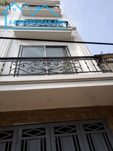Bán nhà phố định công, Hà Nội -Diện tích 40m Giá 5.8 tỷ