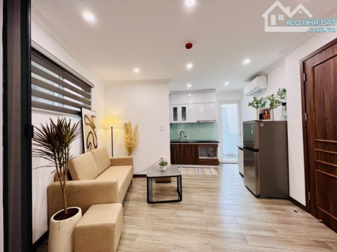 Bán tòa CCMN Cát Linh Đống Đa 110m2x8T thang máy 20p đẳng cấp 115tr/th giá 24 tỷ
