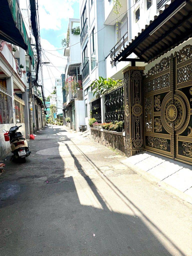 Bán nhà Thống Nhất Gò Vấp, gần siêu thị Lotte, Trường học, giá 9,9 tỷ