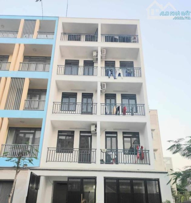 16 TỶ -THU NHẬP 75TR/T- BÁN DÃY TRỌ 18 PHÒNG CAO CẤP, đường 46 , p. cát lái ,tp. thủ đức