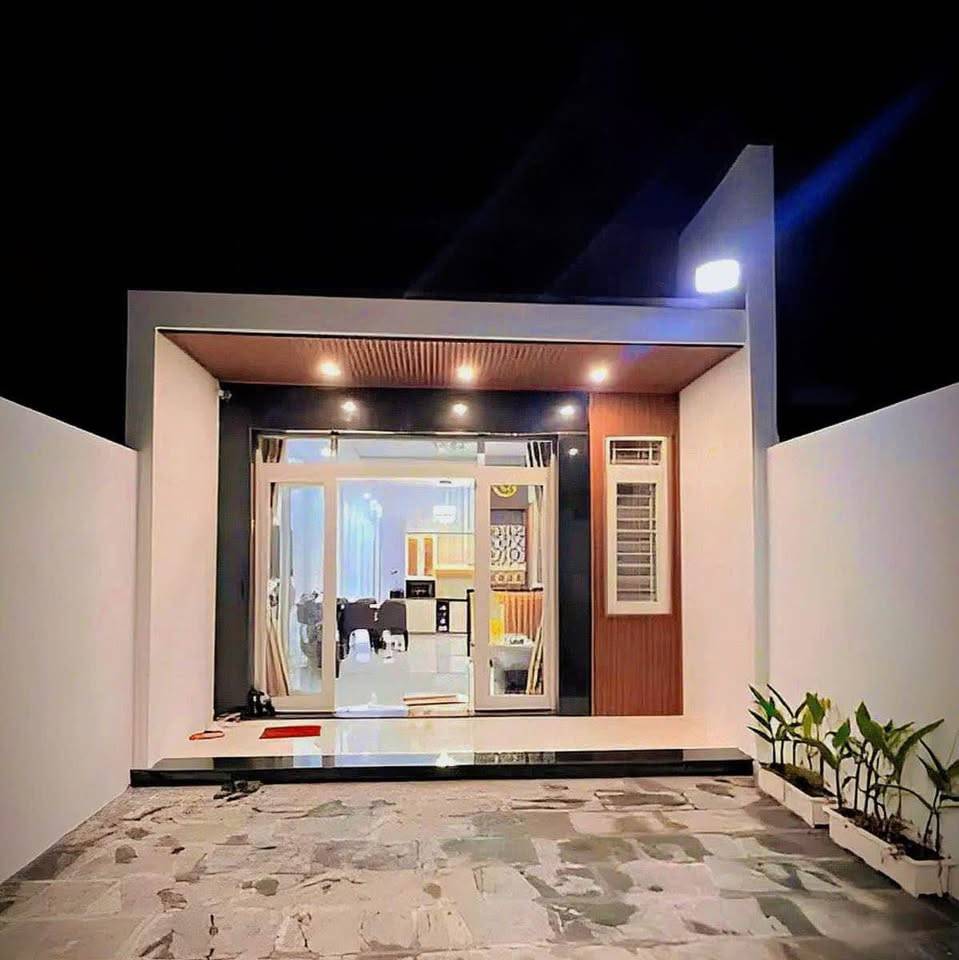 Bán nhà cấp 4 Xã Bạch Đằng Tân Uyên, dt 90m2, sổ hồng riêng thổ cư, giá chỉ 1,5 tỷ