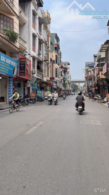 Bán CCMN Trần Phú Hà Đông 85m2x7T thang máy, đường ô tô 10m, 21PKK 1.3 tỷ/năm
