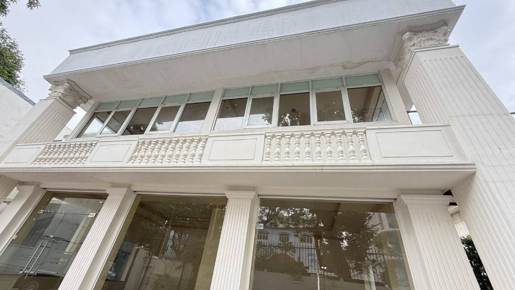 BÁN TÒA NHÀ GÓC 2 MẶT TIỀN TRƯƠNG ĐỊNH QUẬN 3, NHÀ 3 TẦNG, DT LỚN 817m² GIÁ 560 TỶ